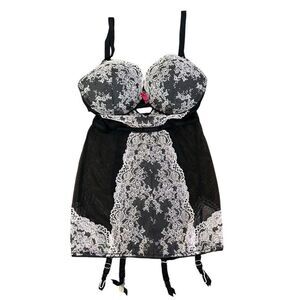 Victoria’s Secret black lace sheer garter slip Lingerie size 36D